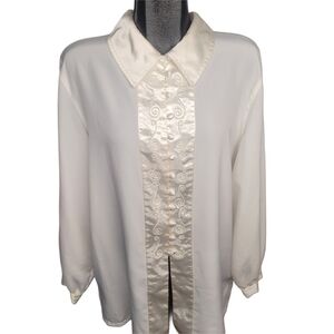 Jessica Vintage 90's White Button Up Blouse With Embroidered Satin Placket 16